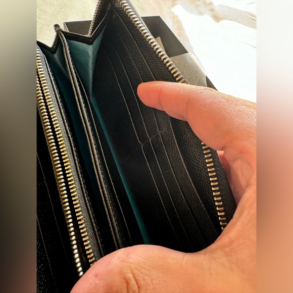 🔥Bulgari Wallet (unisex) - Picture 8 of 17